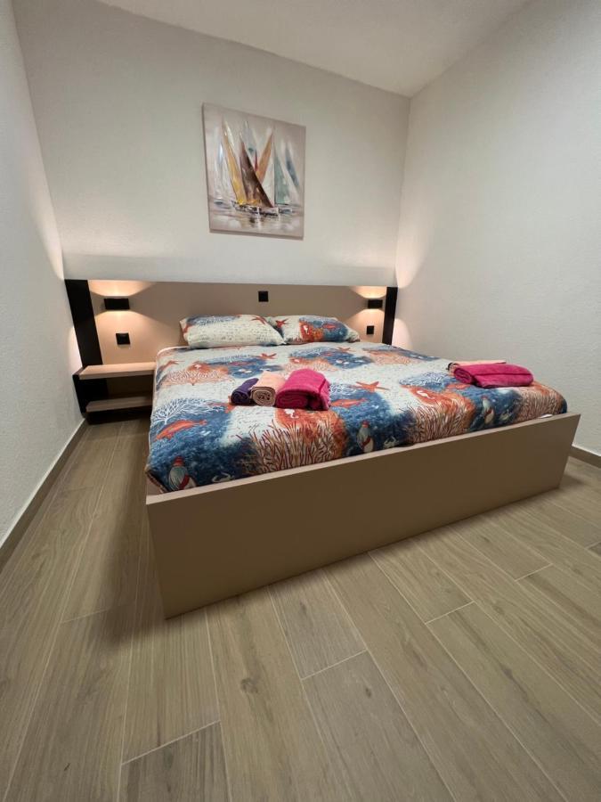 Villa Viktorija Galovac  Esterno foto